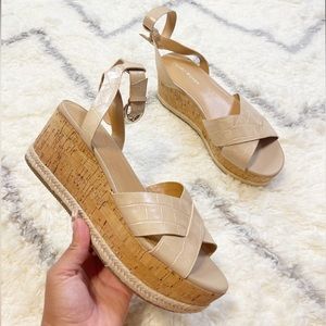 Marc Fisher Wedges Beige Cream Snake Crocodile Croc Cork Espadrilles size 9.5